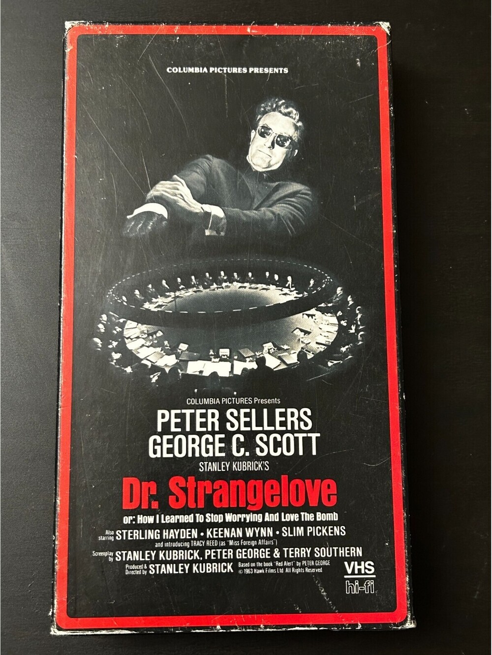 Dr. Strangelove or: How I Learned to Stop Worrying and Love the Bomb (VHS, 1988)